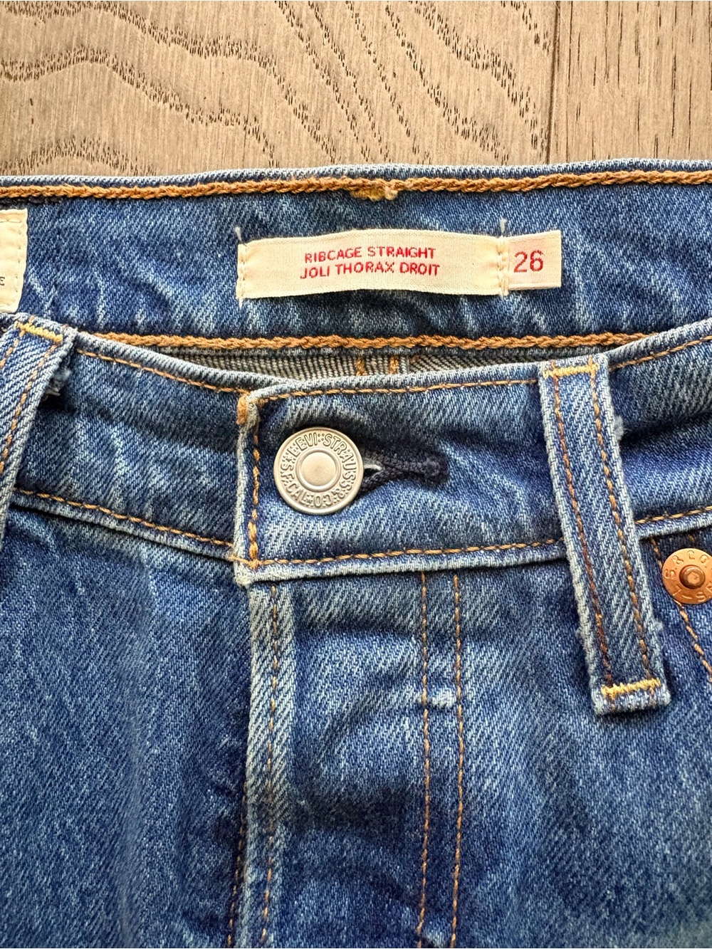 Levi's Ribcage Straight Jeans - Picture 2 of 5